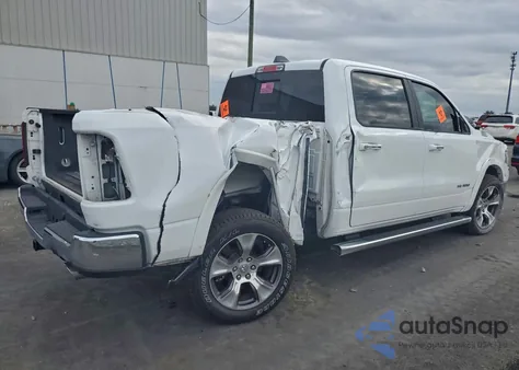 2022 Ram 1500 Laramie z USA, uszkodzony, nr VIN 1C6SRFJT3NN109824